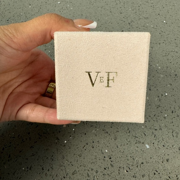 Venus et fluer le petit mini blush suede box blush roses new - Picture 3 of 5